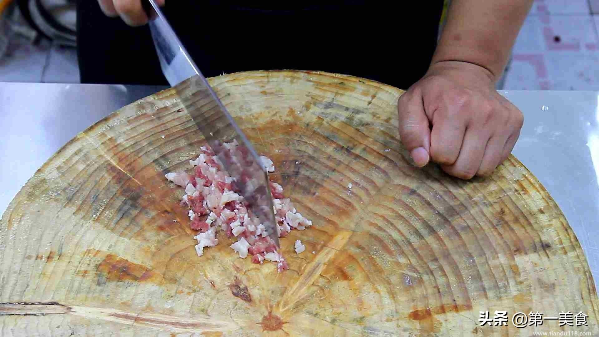 魚香茄子的做法(魚香茄子怎么做)(圖2) 魚香茄子的做法(魚香茄子怎么做)(圖2)