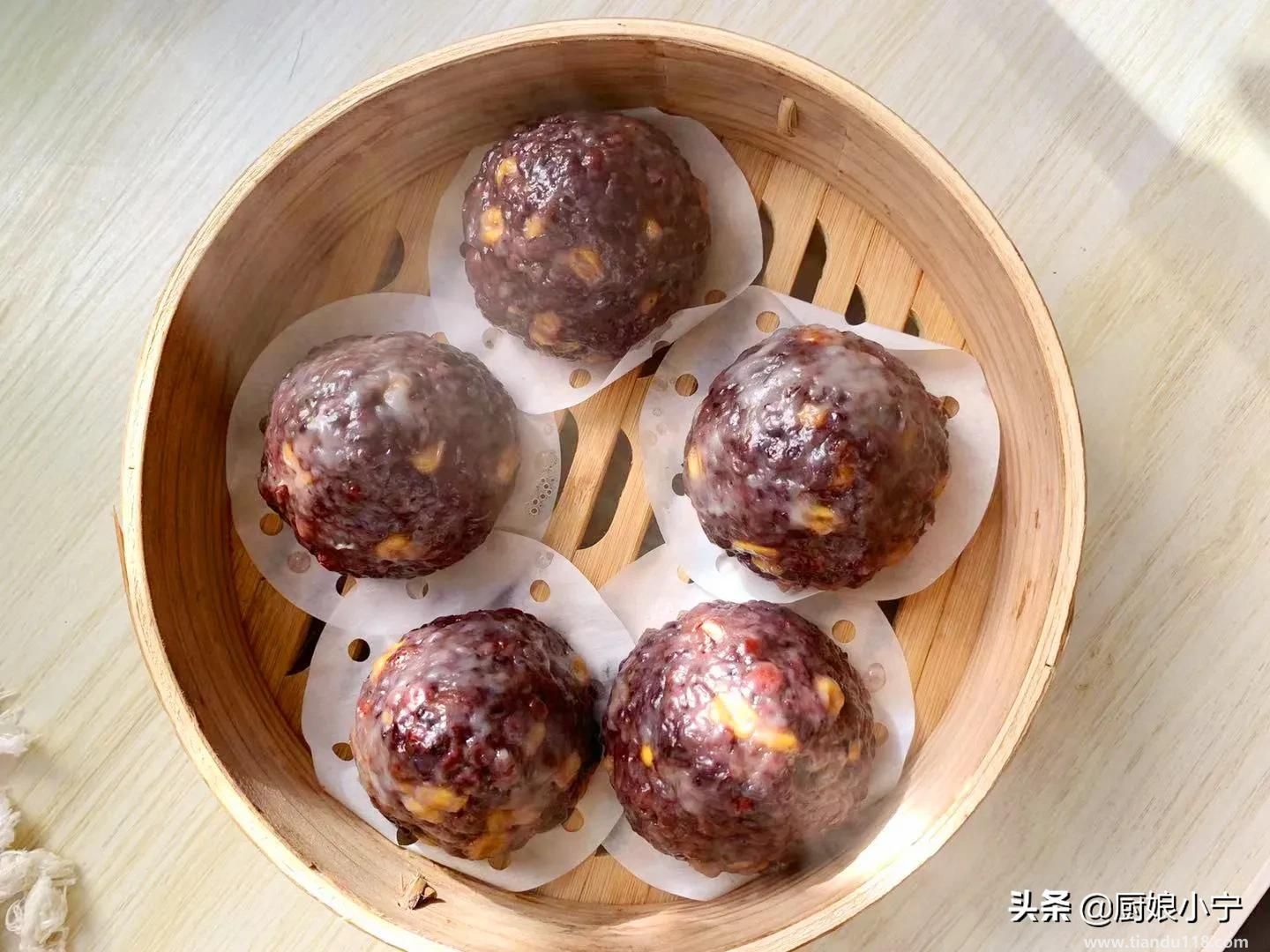 粘豆包的做法(粘豆包怎么做)(圖2) 粘豆包的做法(粘豆包怎么做)(圖2)