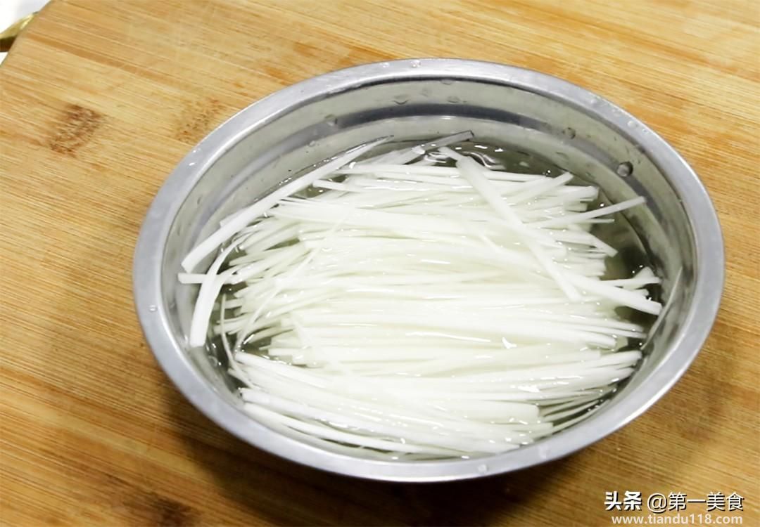 京醬肉絲的做法(京醬肉絲怎么做)(圖6) 京醬肉絲的做法(京醬肉絲怎么做)(圖6)