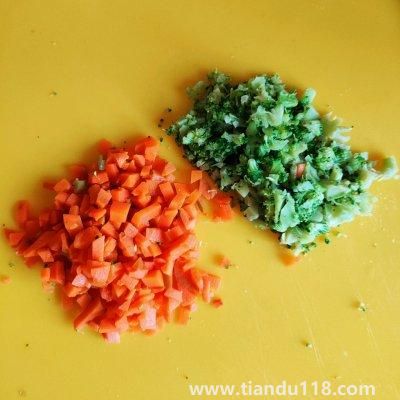 飯團的做法(飯團怎么做)(圖2) 飯團的做法(飯團怎么做)(圖2)