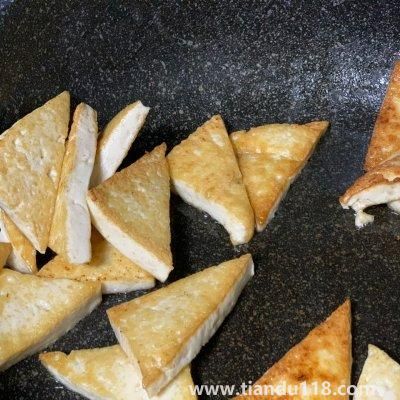 家常豆腐的做法(家常豆腐怎么做)(圖3) 家常豆腐的做法(家常豆腐怎么做)(圖3)