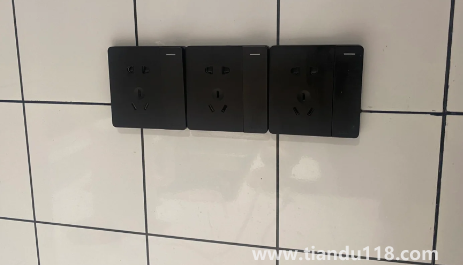 德力西開關(guān)插座和公牛的哪個好(網(wǎng)購德力西開關(guān)體驗)(圖4) 德力西開關(guān)插座和公牛的哪個好4