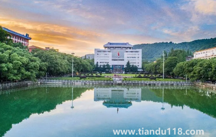 貧困證明在大學(xué)能拿到貧困金嗎(貧困證明在大學(xué)給多少錢(qián))(圖3) 貧困證明在大學(xué)能拿到貧困金嗎3