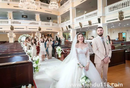 新娘進(jìn)門不能超過幾點(diǎn)(新娘進(jìn)門時(shí)間是怎么選的)(圖2) 新娘進(jìn)門不能超過幾點(diǎn)2