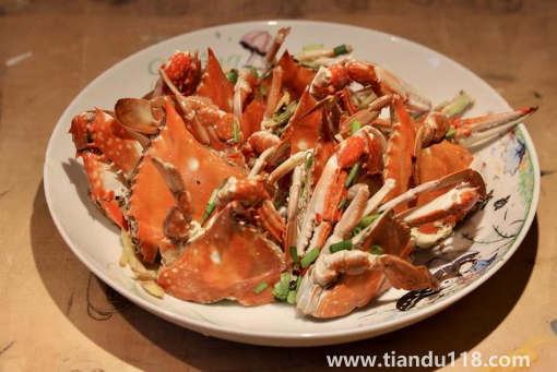 梭子蟹是整個(gè)蒸還是切開蒸(清蒸梭子蟹的做法)(圖3) 梭子蟹是整個(gè)蒸還是切開蒸3