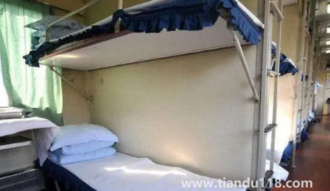 第一次坐火車買到硬臥上鋪怎么辦（第一次坐火車買到硬臥上鋪能退嗎）