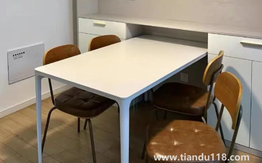 德利豐巖板是什么材料（佛山有幾家做巖板的廠家）