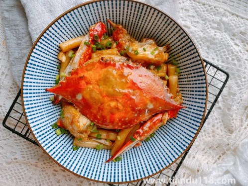 梭子蟹炒之前需要過(guò)水嗎2