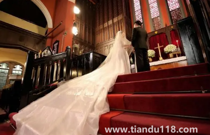 2022年11月21日適合結(jié)婚嗎(結(jié)婚注意事項有哪些)(圖1) 2022年11月21日適合結(jié)婚嗎1