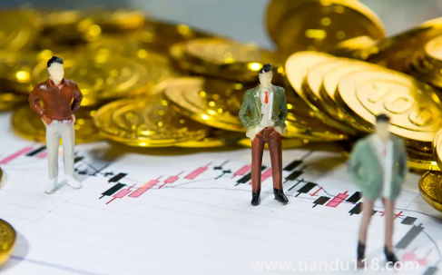 老年人理財(cái)好還是存定期好(老年人理財(cái)要注意什么)(圖1) 老年人理財(cái)好還是存定期好1