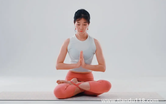 打坐時(shí)間最佳在幾點(diǎn)到幾點(diǎn)(為什么不能在晚上打坐)(圖1) 打坐時(shí)間最佳在幾點(diǎn)到幾點(diǎn)1