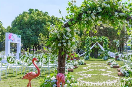 訂婚和結(jié)婚時間可以跨年嗎（結(jié)婚哪些是要注意的）