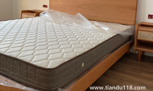 床墊有必要買貴的嗎(買床墊的注意事項(xiàng))(圖2) 床墊有必要買貴的嗎2