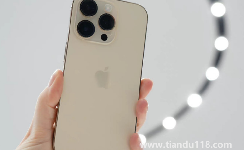 蘋果稱iPhone電力足夠從早用到晚可信嗎（iPhone14值得買嗎）