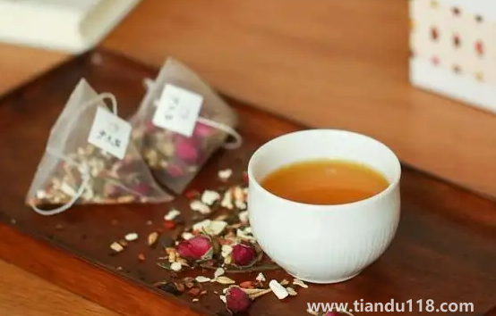 陰虛火旺有什么癥狀怎么調(diào)理(陰虛火旺是什么原因引起的)(圖2) 陰虛火旺有什么癥狀怎么調(diào)理2