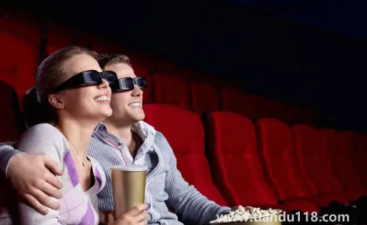 2022年國(guó)慶節(jié)有什么電影放映(疫情期間看電影的注意事項(xiàng))(圖3) 2022年國(guó)慶節(jié)有什么電影放映3