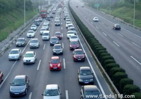 2022年國慶節(jié)高速公路免費是幾號到幾號(國慶節(jié)高速通行注意事項)(圖3) 2022年國慶節(jié)高速公路免費是幾號到幾號3