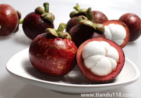 山竹的功效與作用及營(yíng)養(yǎng)價(jià)值有哪些(山竹的食用方法)(圖2) 山竹的功效與作用及營(yíng)養(yǎng)價(jià)值有哪些2