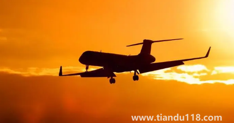 2023年春節(jié)前后機(jī)票會漲價嗎（春節(jié)機(jī)票怎么買便宜）