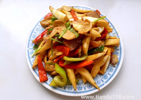 茭白用開水燙完再炒嗎(茭白怎么炒好吃)(圖2) 茭白用開水燙完再炒嗎2