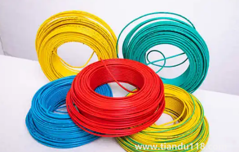 家用電線是銅線好還是鋁線好(家用電線可以用多少年)(圖1) 家用電線是銅線好還是鋁線好1