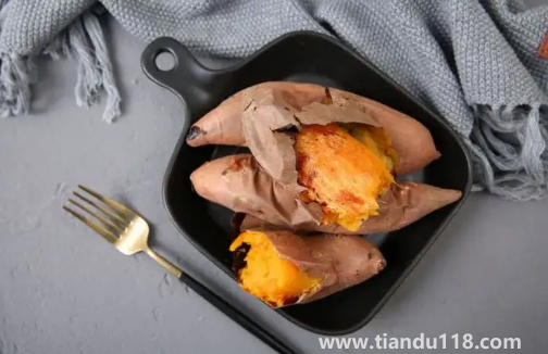 一個烤紅薯的熱量相當于多少米飯的熱量2