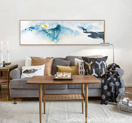 中式客廳沙發(fā)背景墻掛牡丹可以嗎(中式客廳沙發(fā)背景畫有什么講究)(圖1) 中式客廳沙發(fā)背景墻掛牡丹可以嗎1