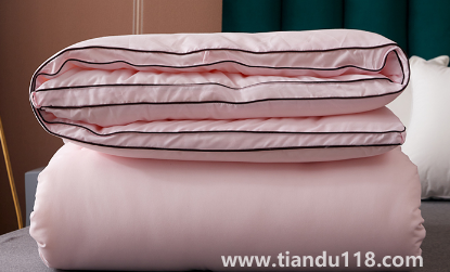 大豆纖維被會(huì)越蓋越薄嗎(大豆纖維被質(zhì)量怎么樣)(圖2) 大豆纖維被會(huì)越蓋越薄嗎2