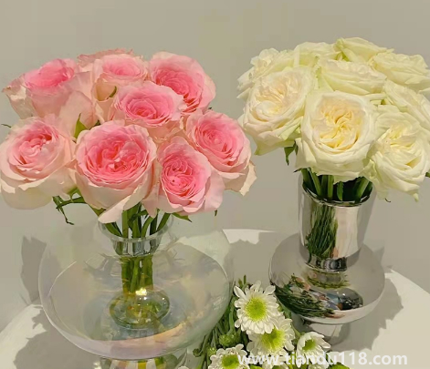 網(wǎng)上買的鮮花醒花后需要再剪根部嗎(網(wǎng)上買花到了先不醒花可以嗎)(圖1) 網(wǎng)上買的鮮花醒花后需要再剪根部嗎1