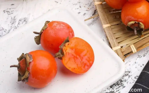 用鹽泡柿子要泡幾天(吃柿子的注意事項(xiàng))(圖3) 用鹽泡柿子要泡幾天3