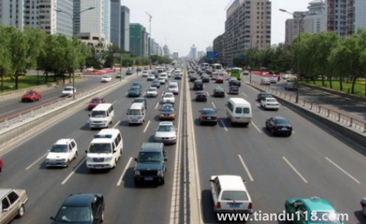 2023北京元旦期間小型貨車白天能進五環(huán)嗎(元旦時間可以去北京旅游嗎)(圖1) 2023北京元旦期間小型貨車白天能進五環(huán)嗎1