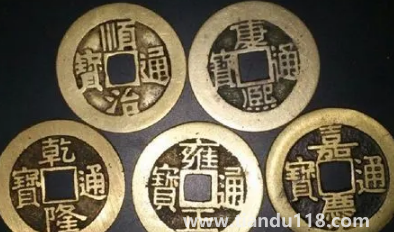 五帝錢掛門框還是門上(五帝錢是不是隨便掛)(圖3) 五帝錢掛門框還是門上3