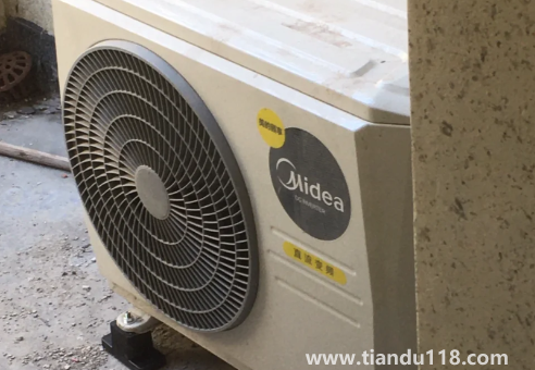 拆空調(diào)直接剪斷管子危險(xiǎn)嗎(美的空調(diào)銅管可以直接切斷嗎)(圖2) 拆空調(diào)直接剪斷管子危險(xiǎn)嗎2