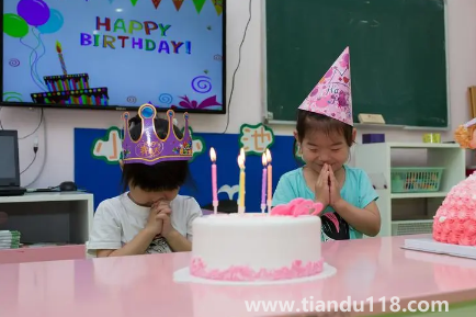 閏二月是不是有兩個(gè)生日的（閏二月生日的怎么算陰歷生日）