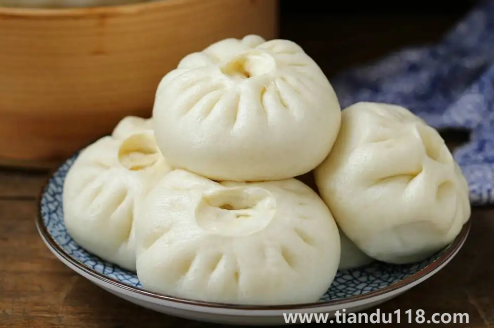 蒸包子可以提前一晚上發(fā)面嗎(蒸包子發(fā)面要多長時間最好)(圖3) 蒸包子可以提前一晚上發(fā)面嗎3