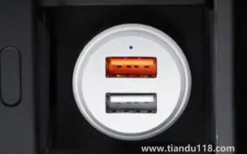 為什么車上的usb接口不能給蘋果手機(jī)充電(車上usb接口充電慢解決方法)(圖3) 為什么車上的usb接口不能給蘋果手機(jī)充電3