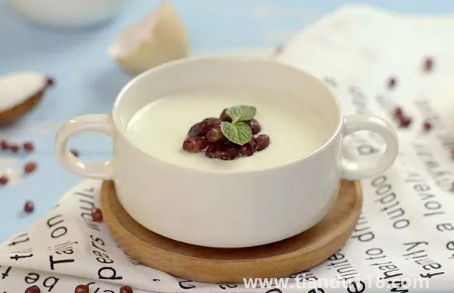 雙皮奶牛奶和蛋清的比例是多少(雙皮奶怎么做)(圖2) 雙皮奶牛奶和蛋清的比例是多少2